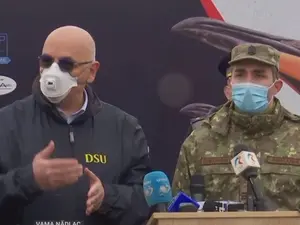 Raed Arafat și medicul Valeriu Ghoerghiță. Captură video TVR