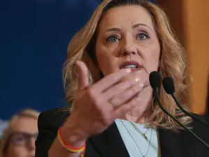 PMP s-a supărat că Elena Lasconi, liderul USR, nu vrea să facă o alianţă electorală - Foto: INQUAM PHOTOS/George Călin