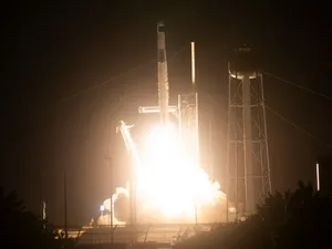 Racheta SpaceX Falcon 9 este lansată în cadrul misiunii SpaceX Crew-7 a NASA către Stația Spațială Internațională - Foto: Profimedia Images