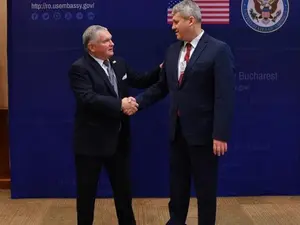 Ambasadorul SUA Adrian Zuckerman s-a întâlnit cu ministrul justiției, Cătălin Predoiu// Foto: just.ro