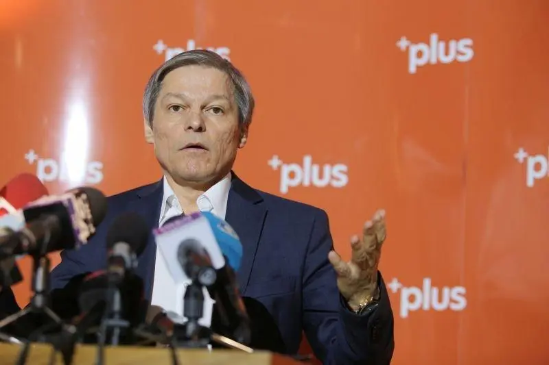 Cioloș nu vrea să conducă partidul pe care tocmai l-a înființat. USR este fărâmițat de mult timp / Inquam