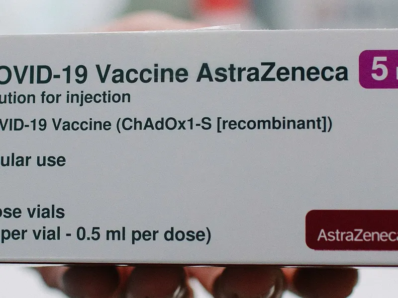 Vaccinul AstraZeneca. Sursa imagine: Wikipedia