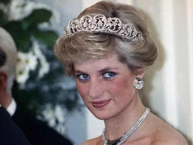 Haine și accesorii ale prințesei Diana vor fi scoase la vânzare. De la ce preț pornesc? - Foto: Profimedia Images / imagine cu caracter ilustrativ