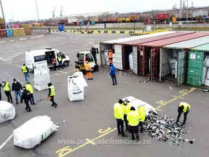 Containere cu deșeuri, inclusiv periculoase, descoperite în Portul Constanţa Sud Agigea. / Foto: digi24.ro