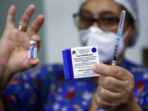 Slovacia va începe din luna iunie să administreze vaccinul anti-COVID-19 rusesc Sputnik V. / Foto: sme.sk