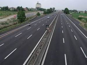 Am prins-o și pe asta: amânare a amânării, pe Autostrada A8 - Foto: Wikimedia/CC BY-SA 3.0 (imagine cu caracter ilustrativ)