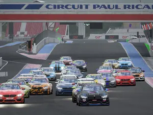 Cu patru curse înainte de finalul Campionatului Național Digital pe Circuit (CNCD) 2021 – RLR BMW GT Challenge, lupta pentru titlu s-a încins și mai mult.