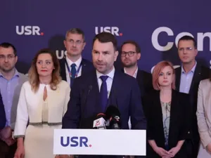 USR a votat în Congres un mandat pentru constituirea unui pol de dreapta la alegerile din 2024 - Foto: Facebook/USR