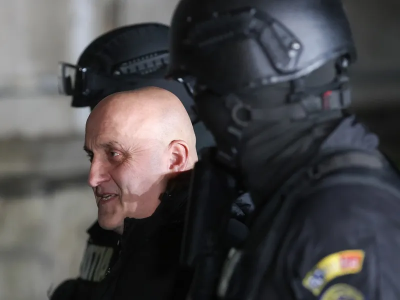 Horațiu Potra, liderul mercenarilor care îi asigurau paza lui Călin Georgescu, lăsat în libertate - Foto: Inquam Photos / George Călin