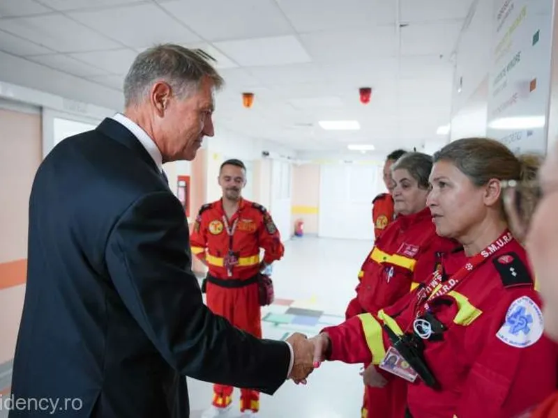 Iohannis, vizită la Spitalul Clinic de Urgenţă Bucureşti. Ruda unui pacient s-a plâns de condiţii - Foto: Presidency.ro