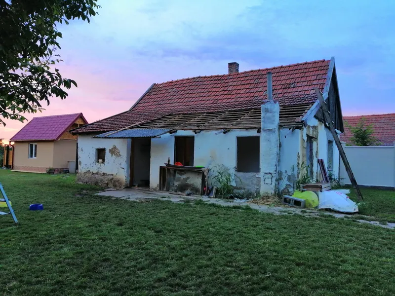 Casa la țară - Foto: Facebook, Arpi Nistor