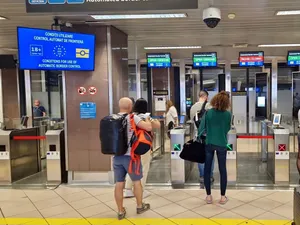 Haos, pe Aeroportul Otopeni. A picat curentul. Nu au mers calculatoarele Poliției de Frontieră - Foto: Facebook/Bucharest Airports