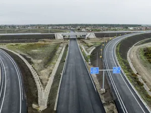 VIDEO Unde sunt primii 3 kilometri de autostradă chinezească din România - Foto: INQUAM PHOTOS/Casiam Mitu (Imagine cu caracter ilustrativ)