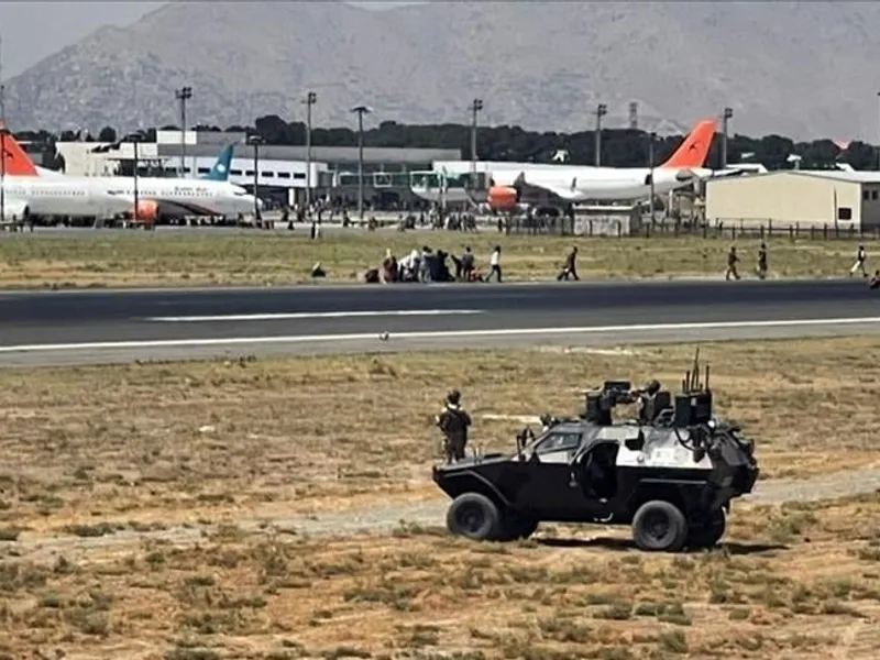 Aeroportul Kabul Foto: Facebook George Lawrence