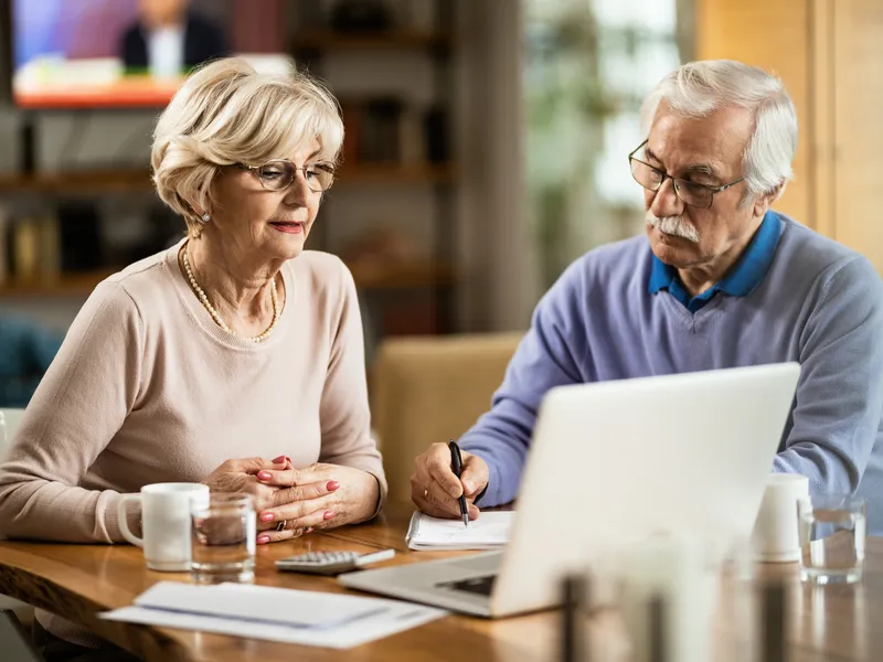 Diferențe de pensie la recalculare de 2000 lei între pensionari același număr de ani lucrați. De ce? foto: Freepik (fotografie cu caracter ilustrativ)