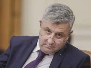 Florin Iordache se uită urât la Codul Penal/FOTO: digi24.ro