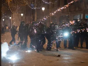 Revolte violente la Paris după ce Franța a pierdut finala Cupei Mondiale în fața Argentinei - FOTO: Profimedia