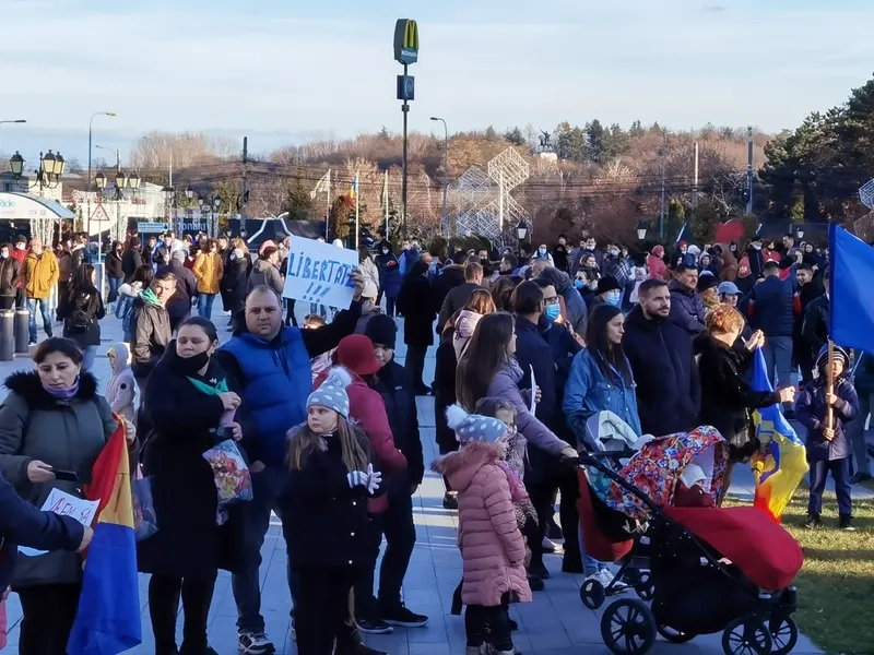 Protest anti-restricții, duminică, la Suceava. Și șeful AUR a fost prezent. Sursă: Facebook Monitorul de Suceava