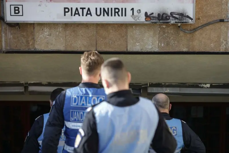 109 persoane au fost amendate cu 145.000 de lei, după protestul de la metrou. Foto Inquam Photos/Octav Ganea