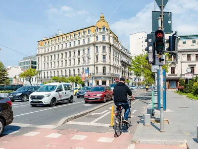 1.500 de lei costă amenajarea unui metru de pistă de bicicletă în București. Contract pe 3,3 km / PMB.ro