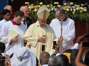 Papa Francisc schimbă regulile în Biserica Catolică. Foto Getty Images