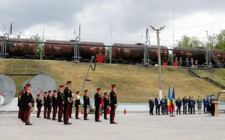 În R.Moldova a ajuns prima tranșă de motorină, donată de România, pentru agricultorii afectați de secetă, 17 mai, 2020. Foto Presedinte.md