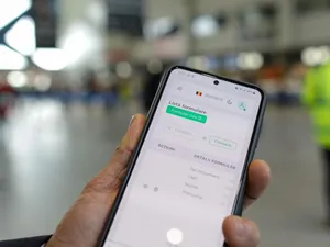 Formularul digital de localizare a pasagerilor a fost eliminat/ FOTO: Digi24.ro