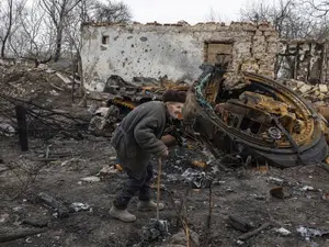 Trupele rusești au ucis zece civili, inclusiv un copil, duminică, în bombardamentele din Harkov/FOTO: Reuters