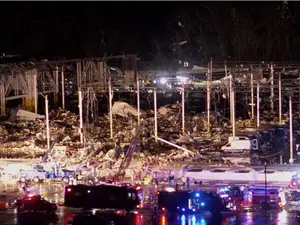 Cel puțin 100 de oameni au murit în tornadele care au lovit Kentucky/foto: reuters