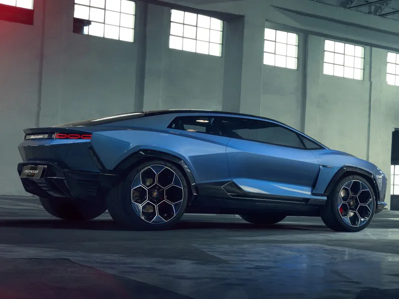 Lanzador, primul Lamborghini electric, „botezat” de Andra și Marcela. Povestea româncelor - Foto: Lamborghini