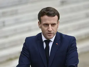 Macron anunţă că accelerează desfăşurarea unor militari francezi în România/FOTO: ft.com