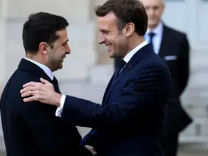 Emmanuel Macron propune Ucrainei să intre într-o primă fază în comunitatea politică europeană, pentru că aderarea la UE ar putea dura mai mult de 15 ani - Foto: Profimedia Images