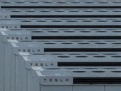 Cel mai mare sistem de stocare a energiei in Europa, realizat de Tesla, în Pillswood, East Yorkshire, UK - Foto: Profimedia Images