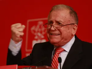 Ion Iliescu, judecat pentru crimele de la Revoluție