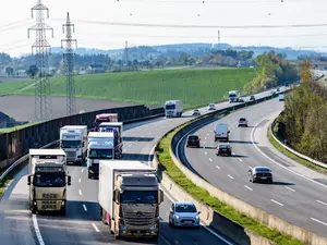 Țara vizitată de sute mii de români unde pe autostradă se va circula cu maxim 100 km/oră. De ce? - Foto: Profimedia Images/ Imagine cu caracter ilustrativ