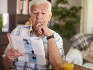 Care sunt pensionarii ca nu mai pot lua pensie și salariu din septembrie? Casa de Pensii anunță Foto: Freepik (fotografie cu caracter ilustrativ)