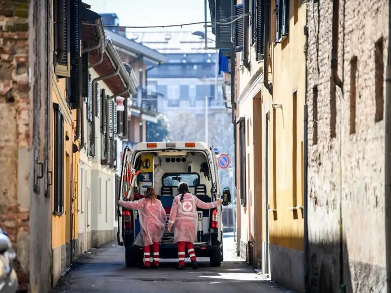 Ambulanta in Codogno, Italia/FOTO: hotnews.ro