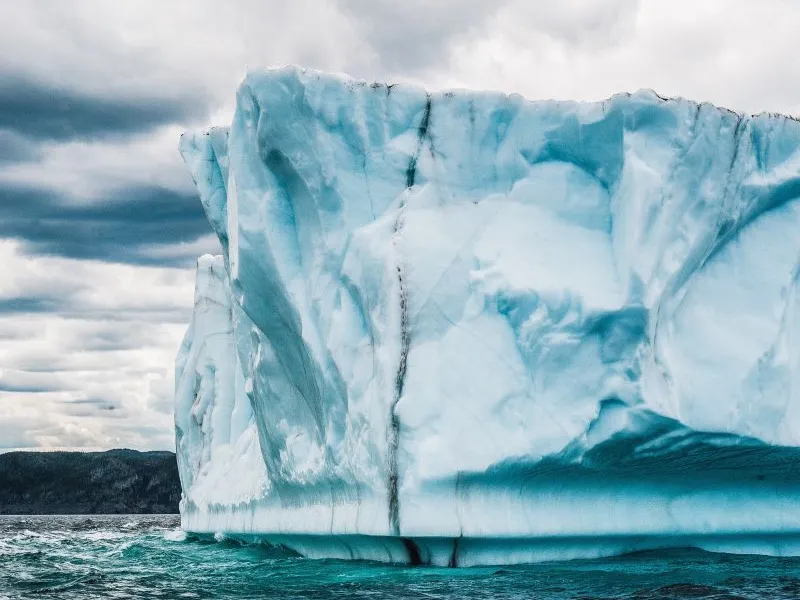 Aisberg gigantic, de 1.200 km pătrați, desprins din Antarctica. Foto Pexels.com