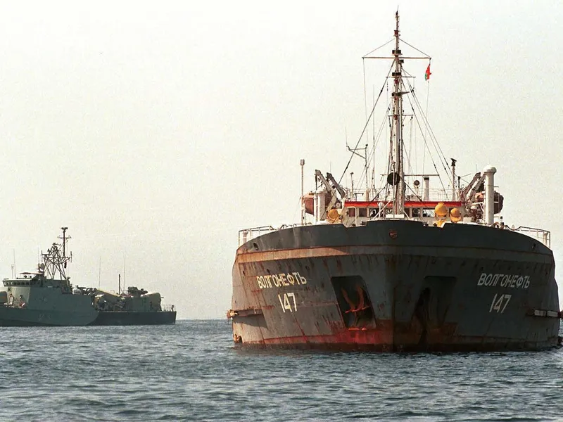 Un al treilea petrolier al Rusiei, gata să se rupă și să deverseze în Marea neagră  - Foto: Profimedia Images (imagine cu caracter ilustrativ)