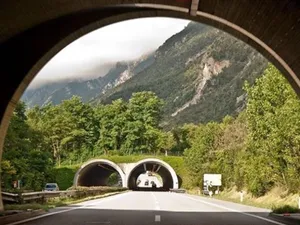 Autostrada Moldovei A8 va avea 45 de tuneluri cu o lungime totală de 11 kilometri - FOTO: ziaruldeiasi.ro