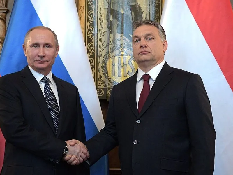 Vladimir Putin și premierul ungat Viktor Orban. / Foto: euractiv.com