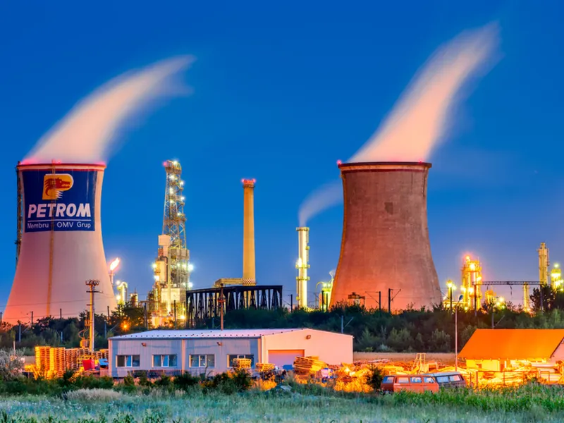 Sute de angajați de la OMV Petrom vor fi disponibilizați din februarie. Companii, presate de taxe Foto: Petrom (fotografie cu caracter ilustrativ)