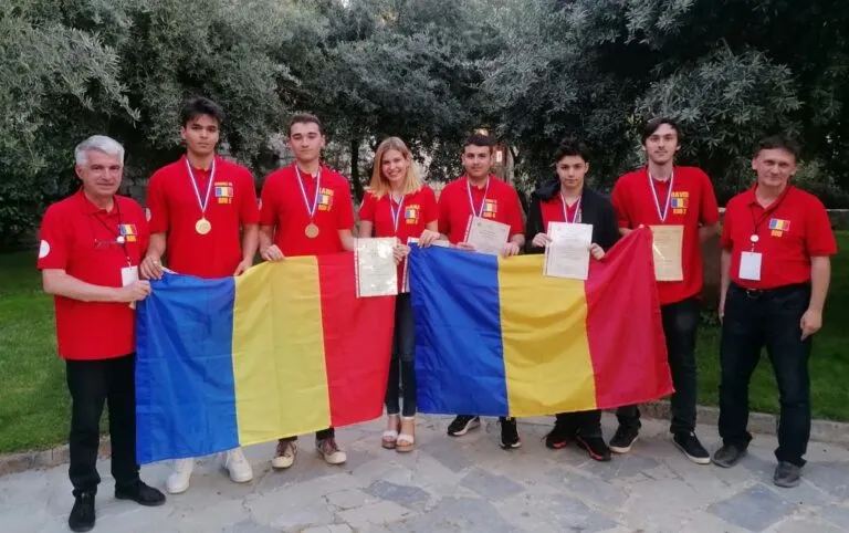 Performanțele olimpicilor români sunt recunoscute internațional/Foto: Ministerul Educației