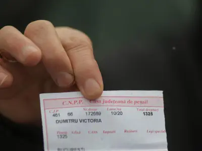 B1TV: Ce pensie maximă trebuie să aibă un pensionar pentru a mai putea primi medicamente compensate - Foto: B1TV