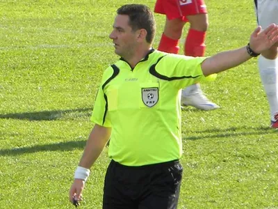 Arbitrul Andrei Antonie este cel care a reclamat mita. Foto ucv1948.ro