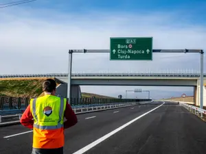 FOTO Se circulă pe 5 kilometri de pe autostrada Transilvania. Licitația a avut loc în anul 2013 / Asociația Pro Infrastrcutura