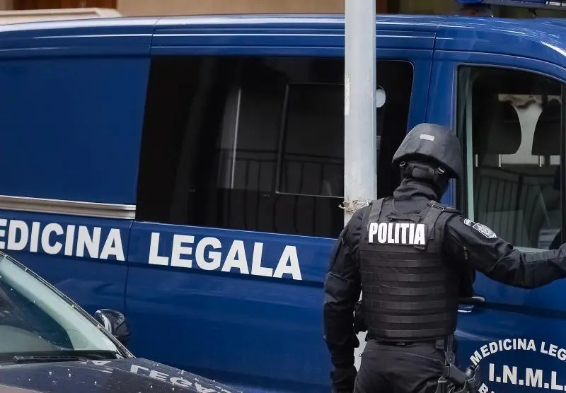 Un polițist  s-a sinucis cu arma din dotare/Foto: observatornews