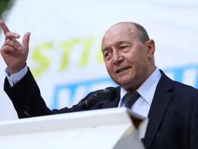 Traian Băsescu atacă la CCR legea care  l-a „ușurat” de vila de protocol și de paza SPP/FOTO: Inquam Photos/Sabin Cirstoveanu