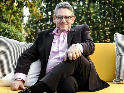 Ce salariu-record a încasat în 2021 Lucian Grainge, CEO-ul Universal Music Group. / Foto: randr.ng