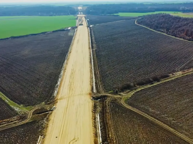 VIDEO Care este autostrada de 32 de km, lăsată în paragină de Umbrărescu. Niciun utilaj sau muncitor - Foto: Facebook/ Asociația Pro Infrastructură